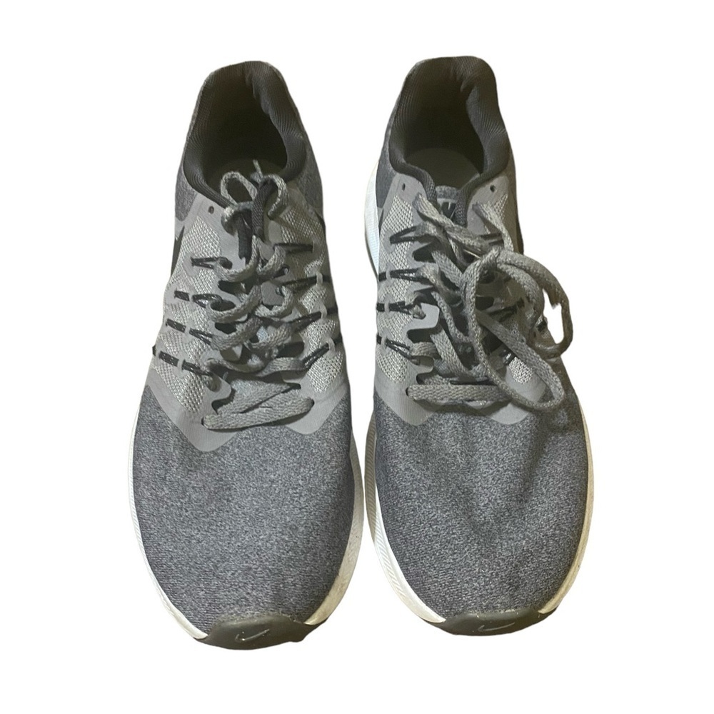 Nike Run Swiftly grey running sneakers
